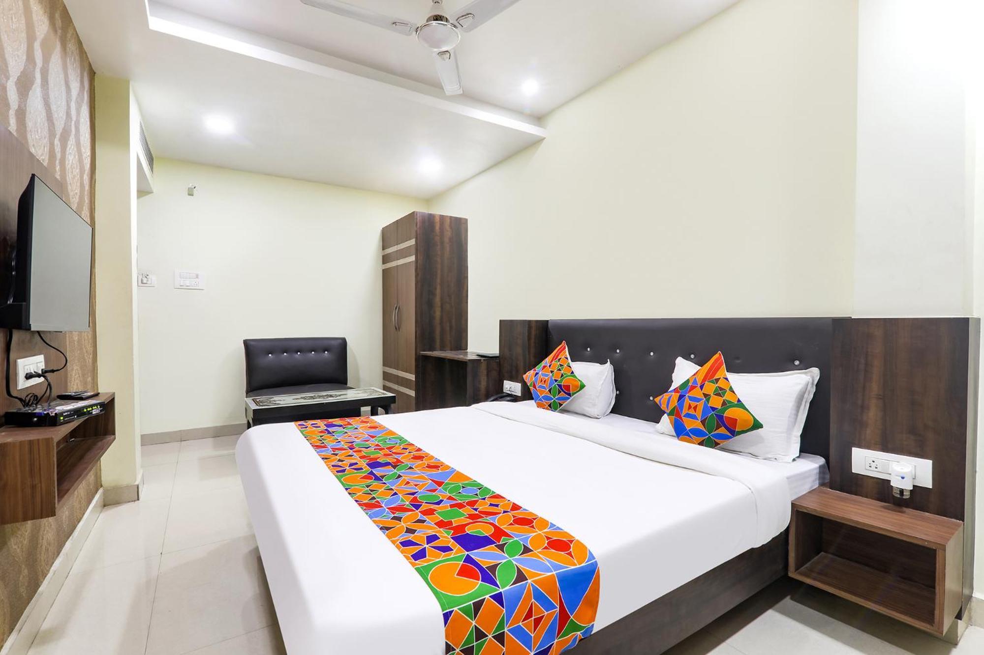 Fabhotel The Kumar Inn Danapur Exterior photo